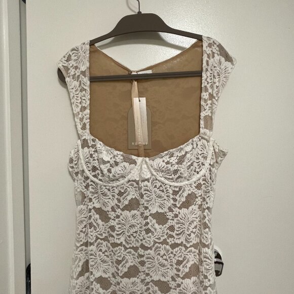 Meshki White Lace Maxi Dress - Picture 3 of 4